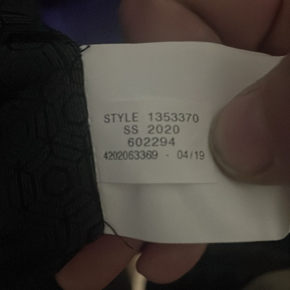 Under Armour Black and Gray Performance Jacket - Picture 15 of 16